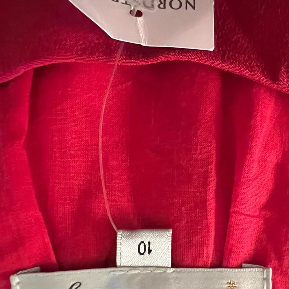 Gorgeous red dress with tie. New with tags. From Nordstroms. - Picture 4 of 11